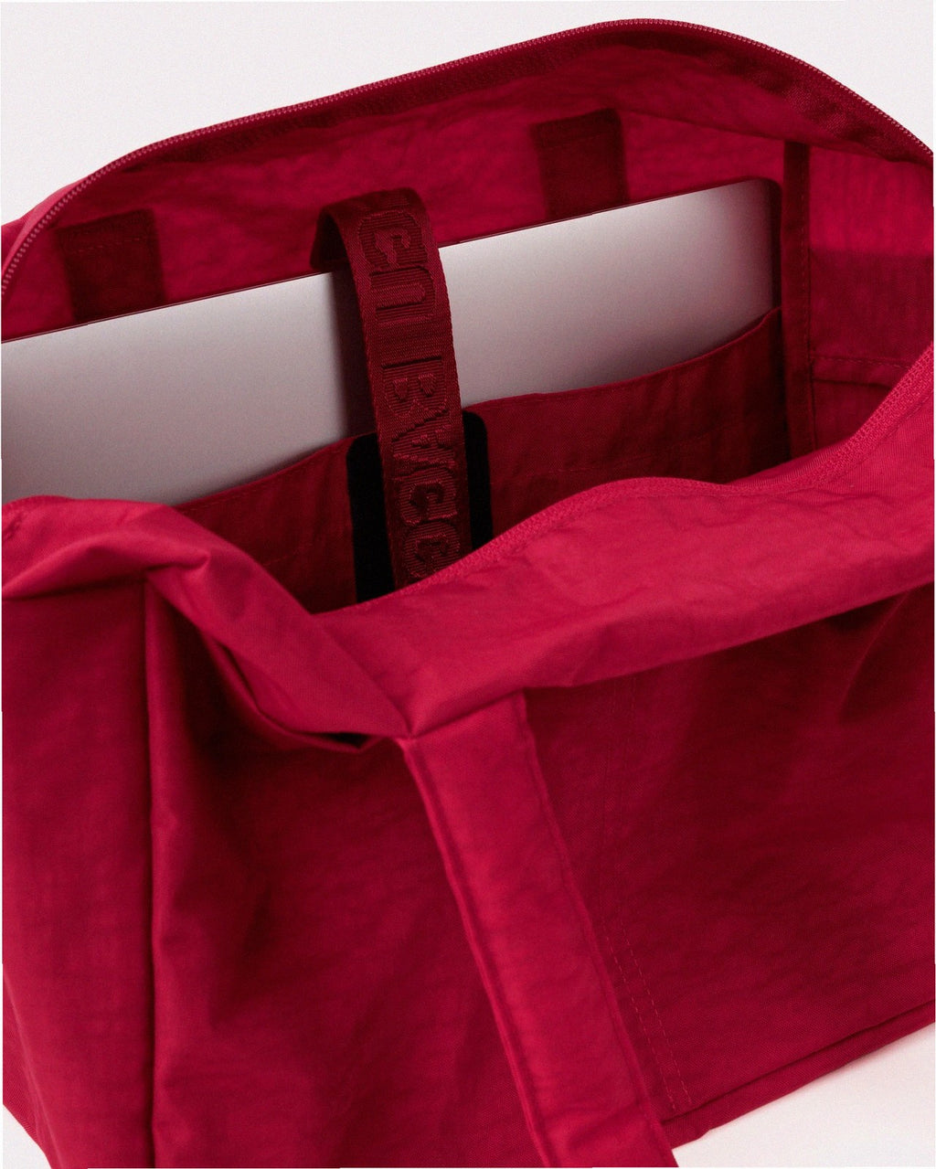 Everyday Cloud Bag - Cherry