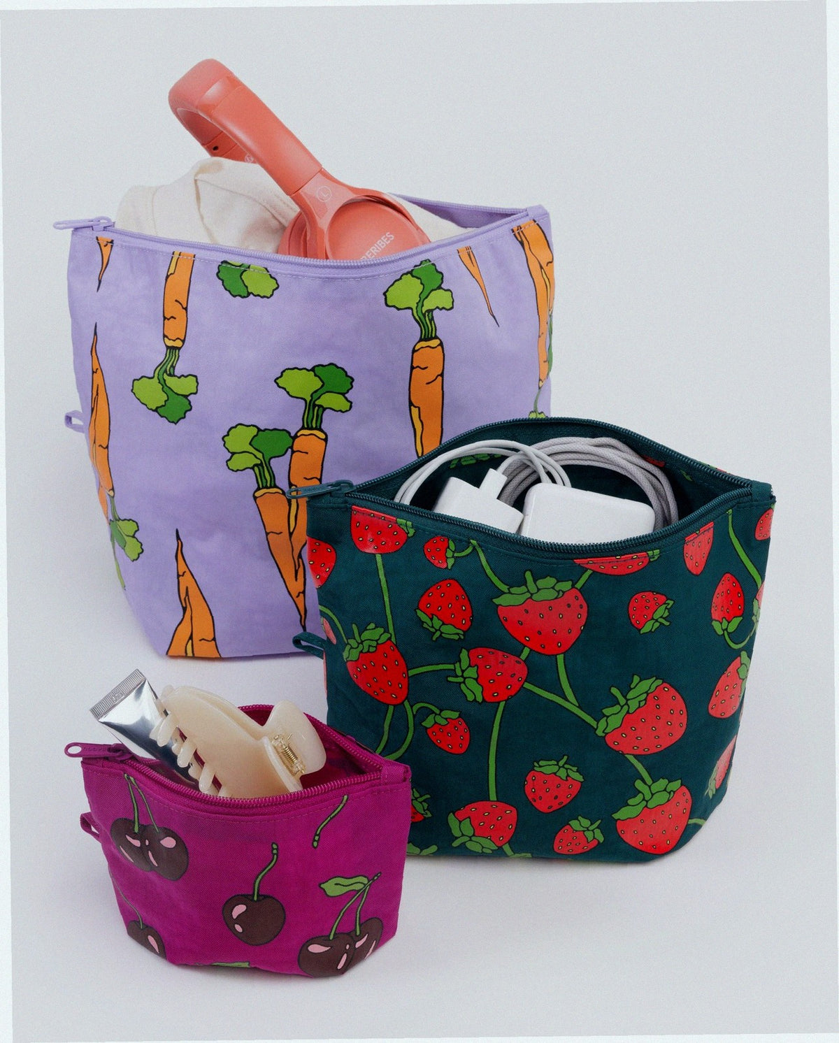 Go Pouch Set Travel Pouches - Carrots & Berries