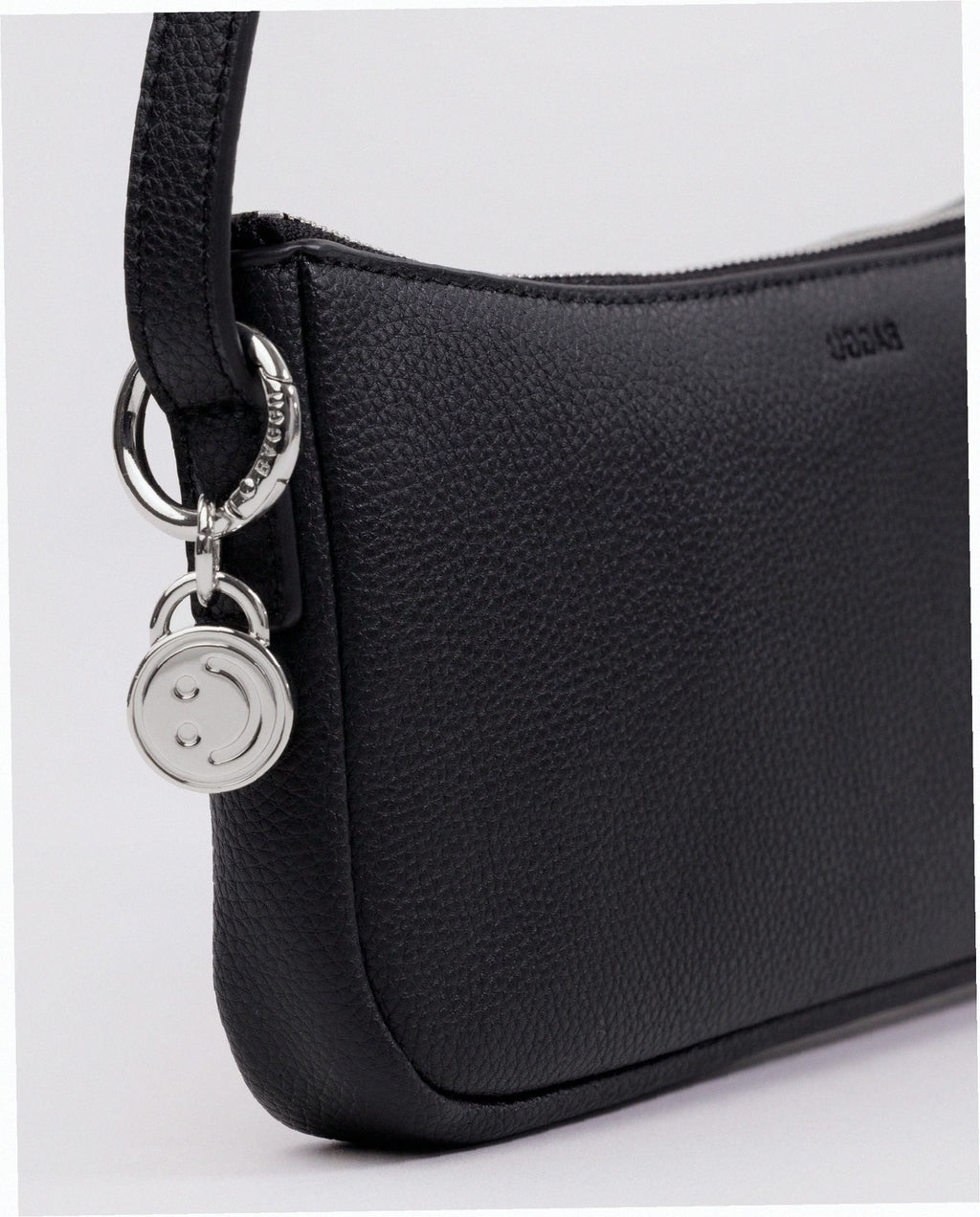 Recycled Leather Pochette - Black
