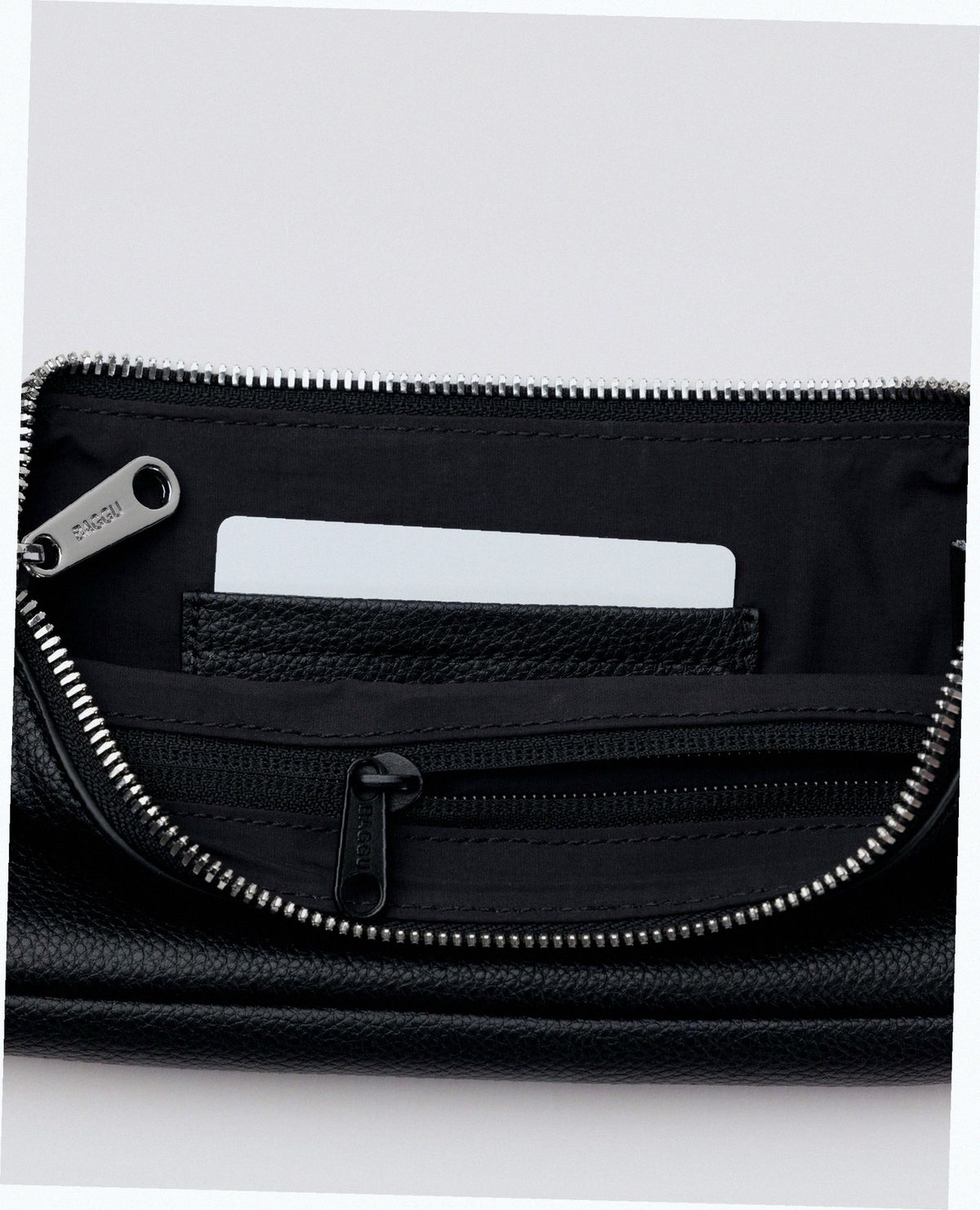 Recycled Leather Pochette - Black