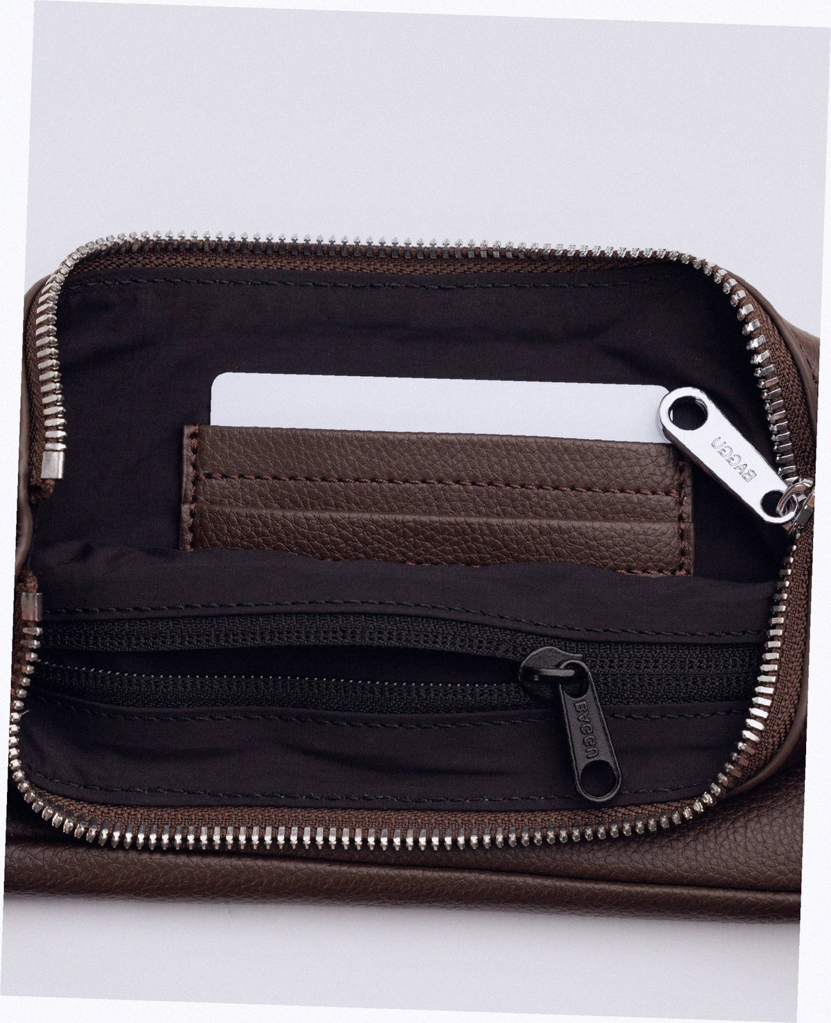 Recycled Leather Pochette - Brown