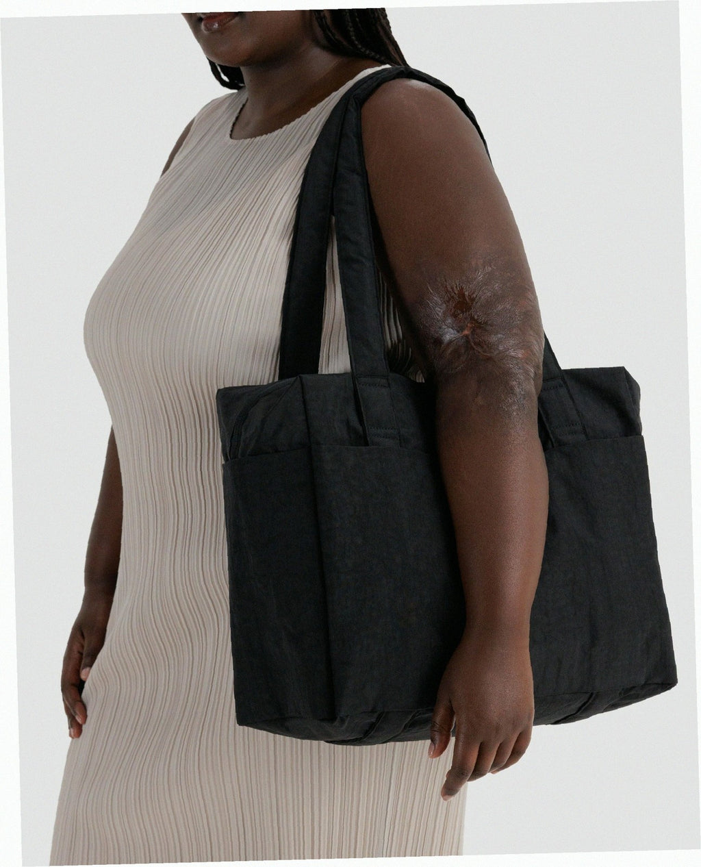 Small Cloud Carry-On Luggage - Black